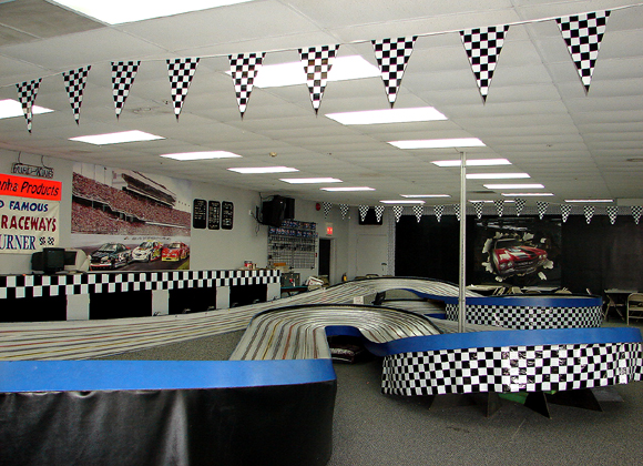 Port Jefferson Raceway * Slot Car Racing * Birthday Parties * 631.696.7721